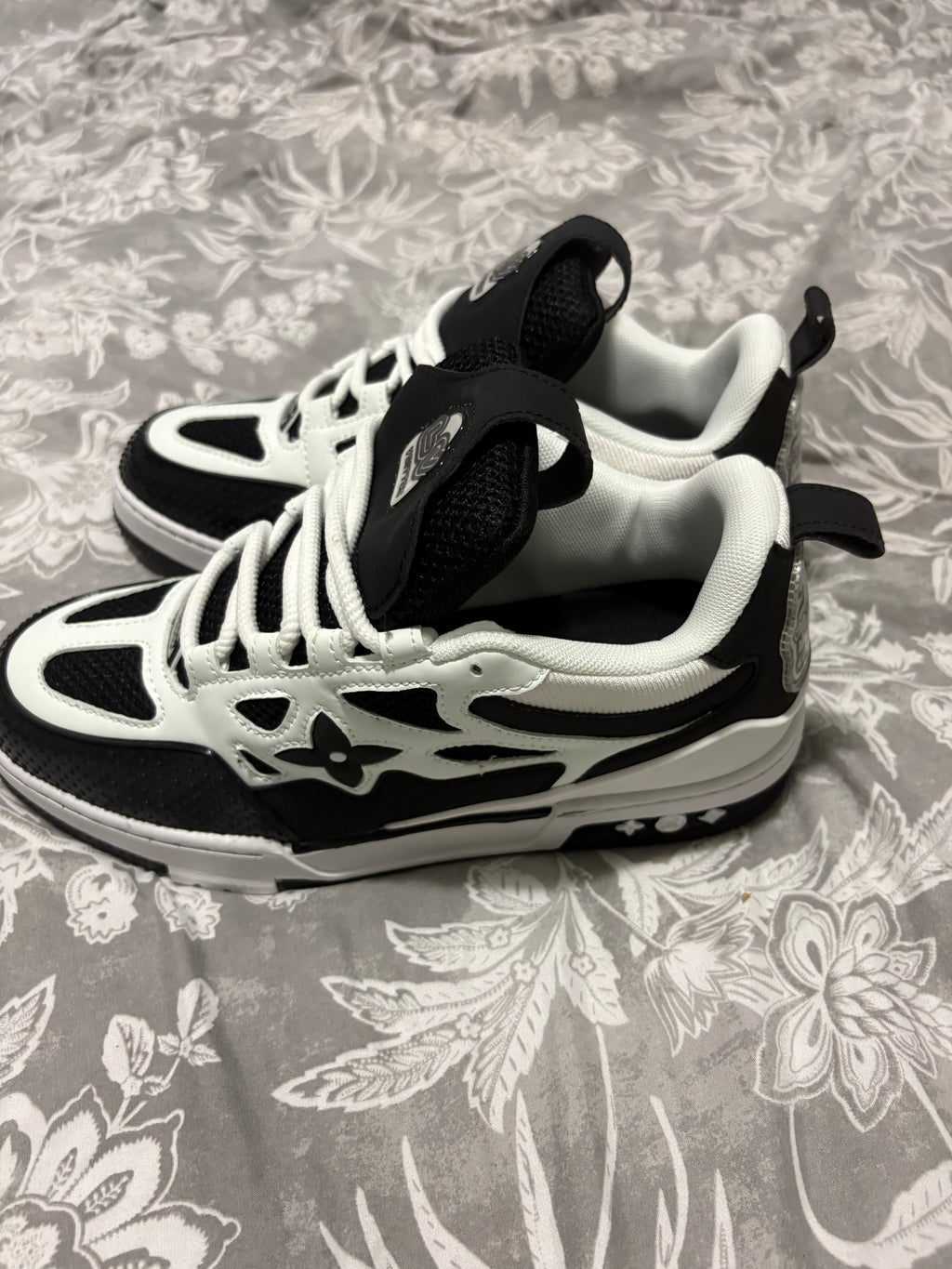 Louis Vuitton Skate Sneaker Black & White – Men's