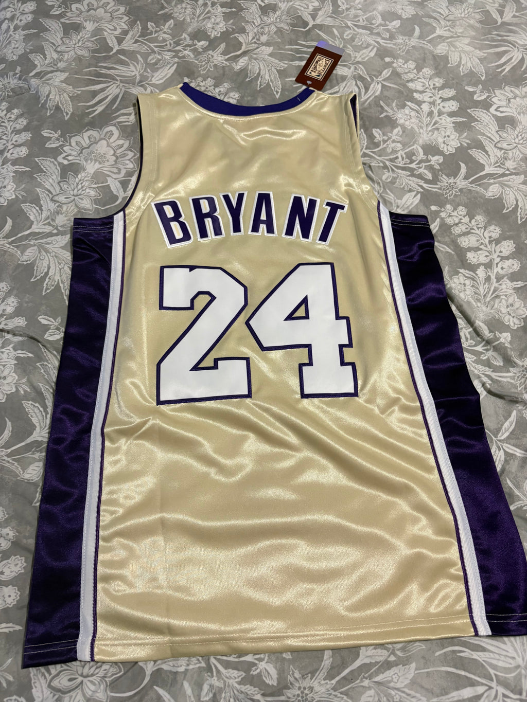 Lakers #24 Kobe Bryant Gold Jersey – Mitchell & Ness