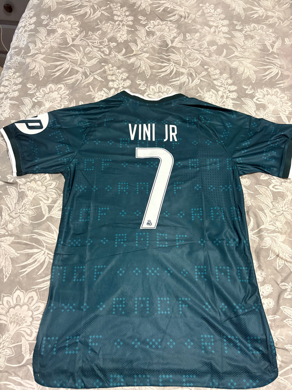 Real Madrid x Adidas Originals Streetwear Jersey – Dark Green